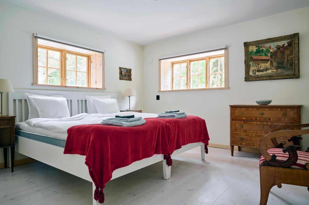 Spectacular 6-Bed House In Beautiful Manor Park Villa Mariefred Eksteriør billede