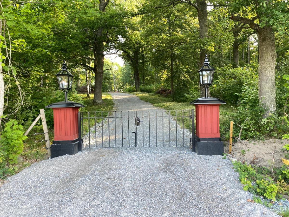 Spectacular 6-Bed House In Beautiful Manor Park Villa Mariefred Eksteriør billede